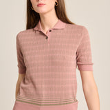 Polo rosa empolvado