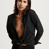 قميص تكنو أسود