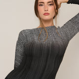 بلوزة مطوية