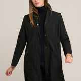 معطف ترنش أسود بتقنية التكنو