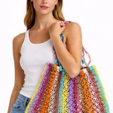 حقيبة تسوق حمراء من المكرمية