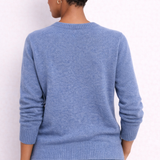 مزيج من الجيرسي والجينز